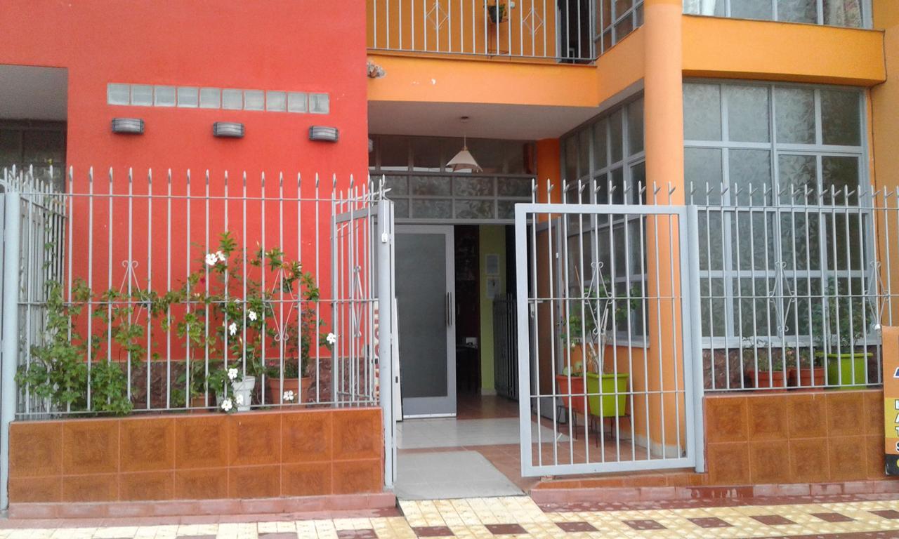 Hostal Sargento Cabral San Salvador de Jujuy Exterior foto